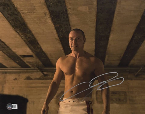 JAMES MCAVOY AUTOGRAPH SIGNED GLASS 11X14 PHOTO BECKETT BAS COA THE BEAST Cover