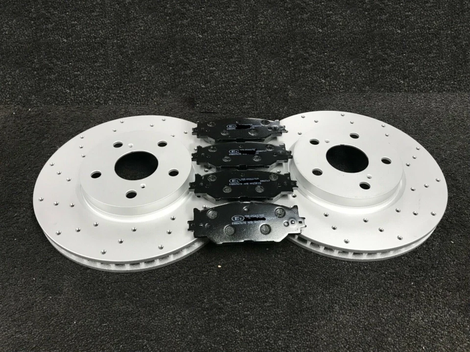 FOR MERCEDES C220 CDi AMG W204 FRONT DRILLED BRAKE DISCS & PADS + WEAR SENSOR - Image 1 of 1