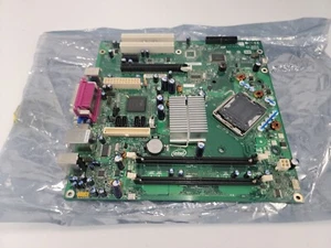 Desktop Board Intel D946GZTS serie Essential para el procesador Intel Core 2 Duo - Imagen 1 de 3