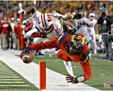 DJ Moore Maryland Terrapins Unsigned Diving Touchdown 16" x 20" Photo - Fanatics Cover