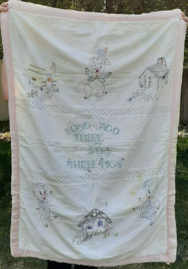 Dulce Edredón de Bebé Bordado Vintage 3 Cerditos Años 50 *Bien Amado 42" x 27" Foto 1 de 4