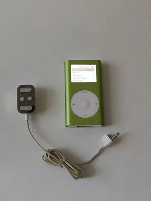 Apple iPod Mini 2da Generación 4GB Modelo A1051 Verde con Control Remoto por Cable A1018 Foto 1 de 4