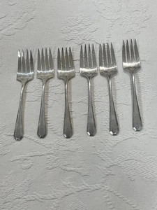 6 tenedores de ensalada antiguos Lincoln plateados de International WM ROGERS & SONS - Imagen 1 de 15