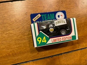 1994 Matchbox Team Collectibles PITTSBURG PIRATES TRUCK LE - Picture 1 of 2