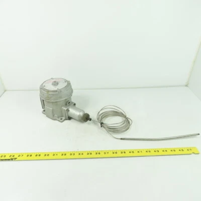 Interruptor de temperatura UE United Electric E121 13273 480VAC 25°-325°F Foto 1 de 4