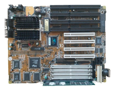 Soyo  SY-5VA Socket 7 motherboard+Intel Pentium 166+32Mb SD RAM TESTED + heat s. - Image 1 of 4
