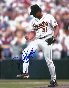 DOUG JONES BALTIMORE ORIOLES ACTION SIGNED 8x10 - Picture 1 of 1