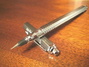 Unique Geometric style Hexagon Fountain Pen HQ621B -**Fast Shipping & Tracking ! - Picture 1 of 7