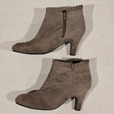 Аэрозоли замшевые лодыжки ботинки женщин 8,5 М серо-коричневый котенок каблуки страны богемное - Изображение 1 из 4