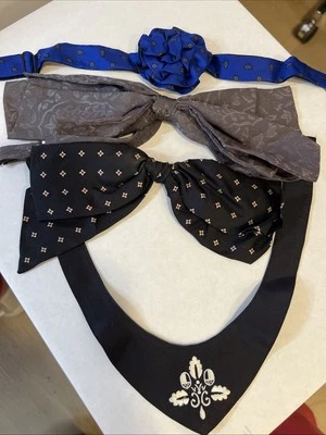 Vintage 1980s Bows Van Horn Womens Detachable  Collar Grey Black Blue Silk - Image 1 of 4