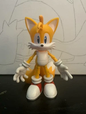 Sonic The Hedgehog Jazwares Super Posers Tails 7" Articulated Action Figure. - image 1 of 4