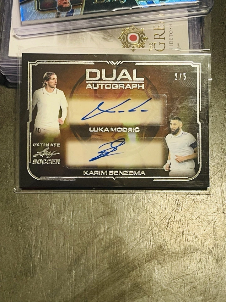 Leaf Ultimate Soccer 2022 Luka Modric Karim Benzema doble automático 2/2 Foto 1 de 4