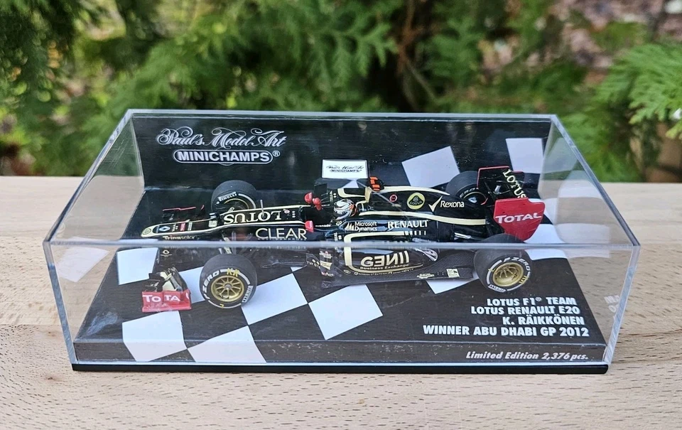 Kimi Räikkönen Lotus Renault E20 Winner Abu Dhabi GP 2012 1:43 Minichamps - Bild 1 von 2