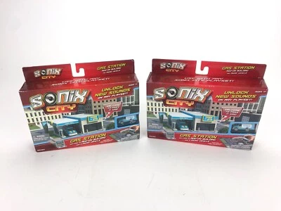 Sonix City Gas Station add -on building and Micro Vehicle - NEW - Image 1 of 4