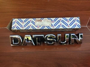 Front Grille Emblem Badge Logo FOR DATSUN 720 Pickup Chrome Genuine 62895-28W00 - Picture 1 of 19