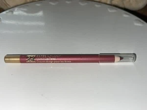 Lápiz labial de artista ESTEE LAUDER Tearose Writer #13 - Imagen 1 de 3
