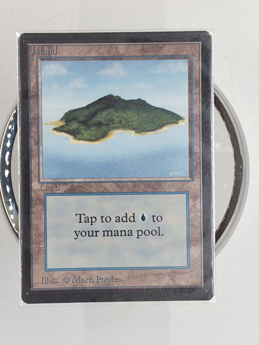 Land Magic: The Gathering Limited Edition-Alpha Individual Land Magic: The Gathering Limited Edition-Alpha Individual