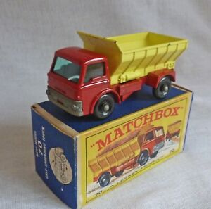 Lesney Matchbox Toys MB70 Grit Spreading Truck with Black Slide in E2 Box