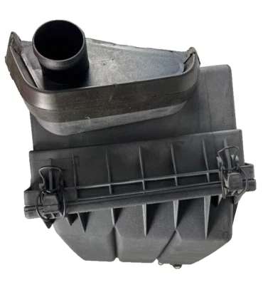 Mercedes-Benz Air Cleaner Assy - 163-505-01-60 -For MBZ ML350 & ML320 1998-2005 - Image 1 of 4