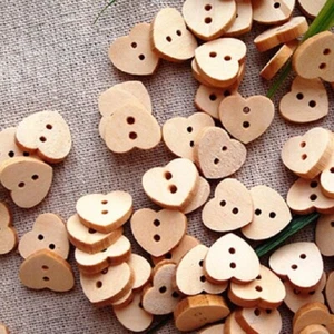 Lot de 10 - BOUTON BOIS 2 trous, COEUR / NATUREL ** 13 x 11 mm ** BB06 - Picture 1 of 2
