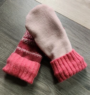 Mitones hechos a mano suéteres reciclados de lana reciclada o una mezcla forrados de lana OSFM Foto 1 de 4