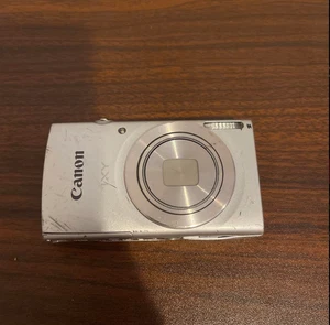 Canon IXY 200/PowerShot ELPH 185/IXUS 185 Digital Camera Silver F/S Japan - Picture 1 of 10