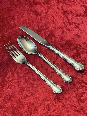 Детские столовые приборы Reed & Barton TARA из чистого серебра набор из 3 предметов без моно - Изображение 1 из 4