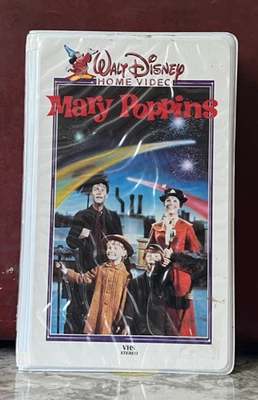 Mary Poppins (VHS, Walt Disney Home Video White Clamshell, Julie Andrews - Image 1 of 4