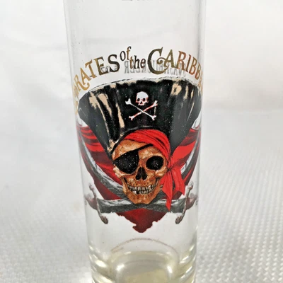 Disneyland Piratas del Caribe Alto Transparente Shot Glass 8+ OZ Foto 1 de 4