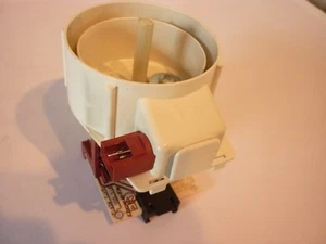 Interruptor y carcasa Miele genuinos usados para cafetera CVA620 - 5046500 - Imagen 1 de 3