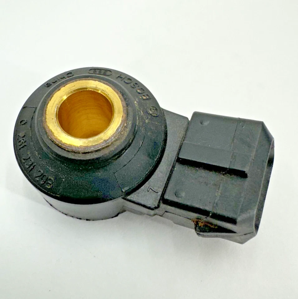 19.24 ARCTIC CAT PROWLER PRO KNOCK SENSOR 3040-020 - Image 1 of 1