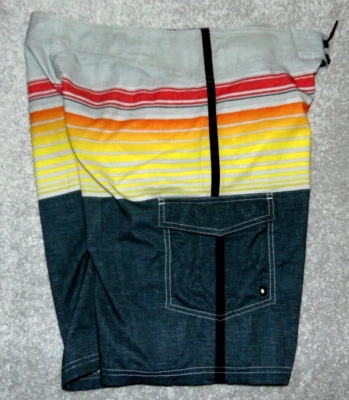 Мужские плавательные шорты Mossimo Supply Co талия 32 дюйма разноцветные в полоску нейлон - Изображение 1 из 4