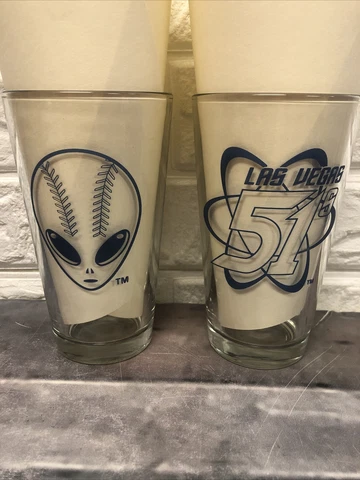 2 Las Vegas 51s Defunct Baseball Team Minor League AAA Alien Beverage Glass RARE Cover