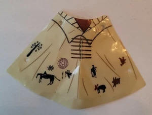 LEGO - Minifig - Plastic 1/2 Tepee Cover w/ Western Indians Motifs Pattern - Tan - Picture 1 of 4