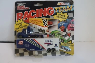 Kyle Petty #42 峰值性能赛车拖拉机拖车赛车冠军压铸 — 第 1/2 张图片