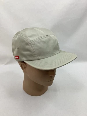 Gorra Supreme de 5 paneles de nailon ajustable beige EE. UU. 🇺🇸 gorra de campamento OSFM Foto 1 de 4