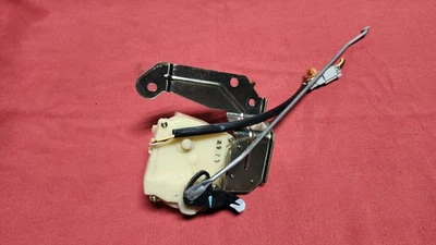 97-01 CRV Actuator Rear Lower Tail Gate Tailgate Door Power Latch Locking Motor - Image 1 of 4