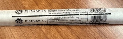 Bombillas fluorescentes Sylvania F13T5/CW blanco frío 5/8" X 21" Foto 1 de 2