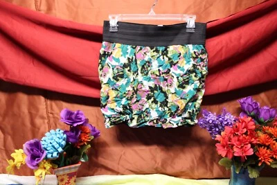 Minifalda floral MCM para mujer talla mediana clásica elegante campesina venta rural* Foto 1 de 4