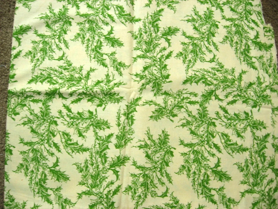 28" Green Holly Leaf & Berries Trailing Leaves Floral - Image 1 of 1