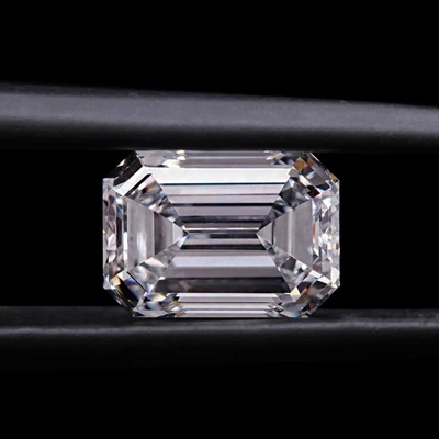 5 CT Emerald Cut Natural D Color Certified Lab Grown CVD Diamond VVS1 Clarity - Image 1 of 4