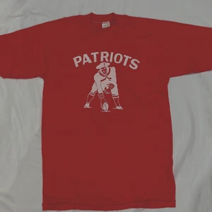 Vintage 1982 Sportswear New England Patriots NFL Single Stitch T-Shirt Small USA - Bild 1 von 6