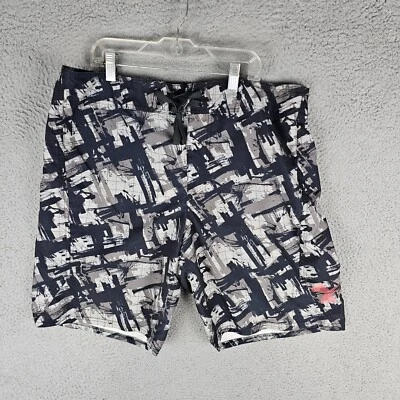 Pantalones cortos Under Armour Bergwind para hombre 36 negro gris estampado Heat Gear 1271515065 Foto 1 de 4