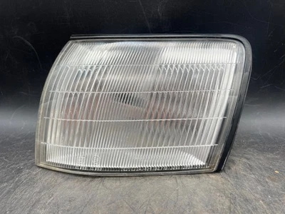 1990-1994 Lexus LS400 OEM Driver Side Headlight Side Mounted Light Assembly 50-5 - Image 1 of 4