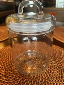 RAE DUNN Leckerli Glas Klar Kanister/Glas 7”H X 4,5”T - Bild 1 von 8