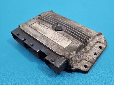 Centralina motore benzina Renault Laguna II 2005 ECU 8200444583 IPJ240008 - Immagine 1 di 4