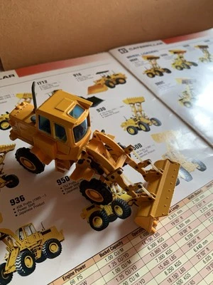 JOAL Caterpillar 920 Wheel Loader Rare Edition not NZG…Code 3 Load Quarry/Farm - Image 1 of 4