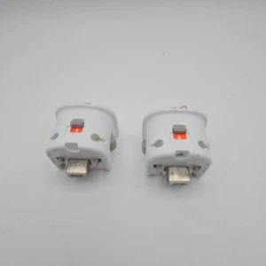 2 Adattatore Ufficiale Originale Nintendo Wii Motion Plus OEM MotionPlus Sports Resort - Foto 1 di 7