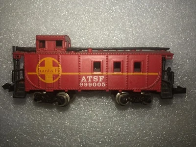 Model Power N Scale ATSF Offset Cupola Caboose.  - Image 1 of 4