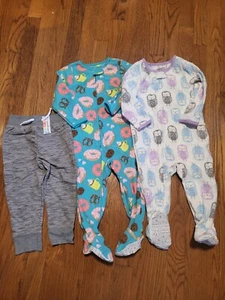 2 Child Of Mine Fleece Full Zip Footed Pajamas 18 Months & Joggers 2T Gray - Picture 1 of 8